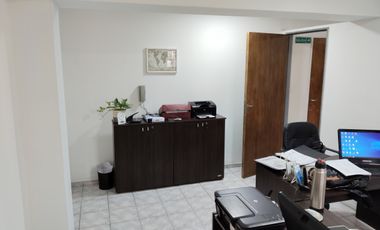 VENTA DEPTO. AVDA ESPAÃA 943 A MTS DE MONTEVIDEO. FRONTAL TODOS LOS SERVICIOS (Alquilado)