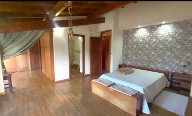 DOS PROPIEDADES EN UN LOTE . Chauvin