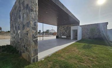 Terreno en Venta en Cerrada Medellín al Norte de Aguascalientes