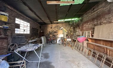 VENDO CASA 3 DORM . LOCAL COMERCIAL. GALPON