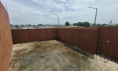 CASA EN VENTA FUENTES DE TUZAYUCA 2 NIVELES SUP 123.58 m2