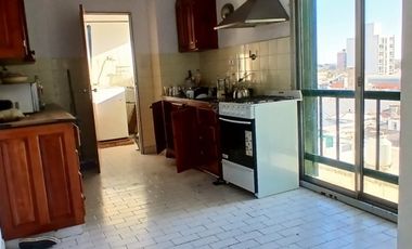 SE VENDE DEPARTAMENTO CON COCHERA PLENO CENTRO DE PARANA