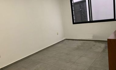 CASA EN FRACCIONAMIENTO BRISAS