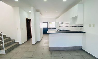 CASA EN FRACCIONAMIENTO BRISAS