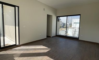 Casa en Venta en La Joya Residencial