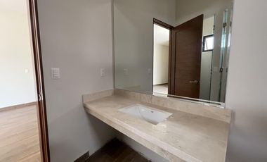 Casa en Venta en La Joya Residencial