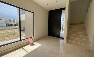 Casa en Venta en La Joya Residencial