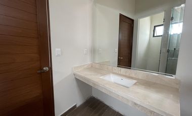 Casa en Venta en La Joya Residencial