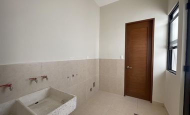 Casa en Venta en La Joya Residencial