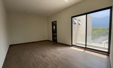 Casa en Venta en La Joya Residencial