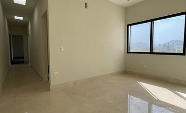 Casa en Venta en La Joya Residencial