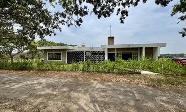 Casa en Pueblo Paso Del Toro