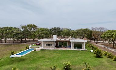 Casa en Pueblo Paso Del Toro