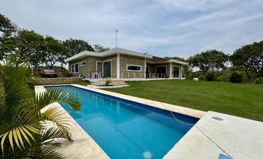 Casa en Pueblo Paso Del Toro