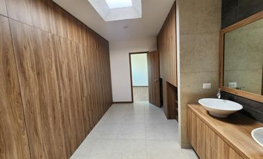 Casa en  Venta en Fraccionamiento privado con Casa Club