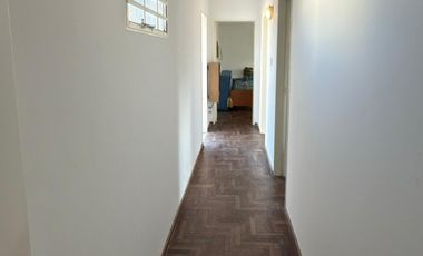 OPORTUNIDAD DE VENTA 2 CASAS JUNTAS EN BARRIO MARTIN CON COCHERA Y PILETA IDEAL 2 FAMILIAS o INSTITUCIONES