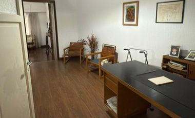 OPORTUNIDAD DE VENTA 2 CASAS JUNTAS EN BARRIO MARTIN CON COCHERA Y PILETA IDEAL 2 FAMILIAS o INSTITUCIONES