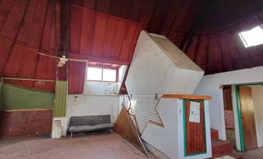 Lote con mejoras en Torcuato