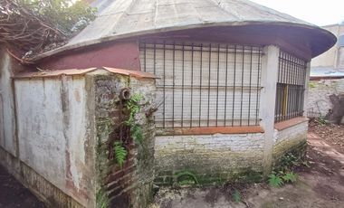 Lote con mejoras en Torcuato