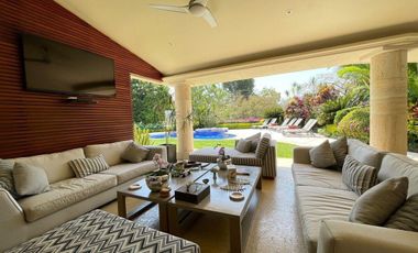 CASA EN VENTA EN LAS QUINTAS