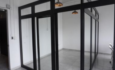 OFICINA EN VENTA PARA INVERSIONISTA TORRE OMEGA, PLAZA CENTRO MAYOR, PISO 9