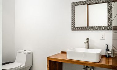 Casa en Venta con alberca en Residencial Palmaris, Av. Huayacan