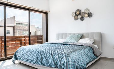 Casa en Venta con alberca en Residencial Palmaris, Av. Huayacan