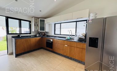 Casa en Fraccionamiento Jardines de Delicias