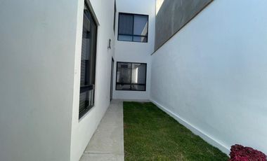 Casa en VENTA P. Santorini L. de Angelópolis Cholula Puebla.