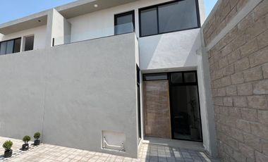 CASA EN VENTA EN RINCÓN DE LOS SUEÑOS EN EX HACIENDA CHAPULCO.