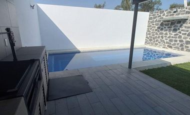 CASA EN BRISAS