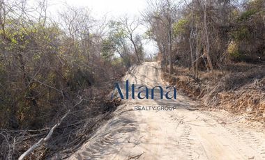TERRENO EN VENTA BAHIAS DE HUATULCO (CERCA DEL AEROPUERTO DE HUATULCO)