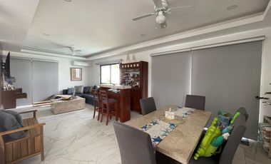 TAI TAI, Casa en VENTA y RENTA AMUEBLADA con alberca, roof garden, sala de TV y cuarto de servicio