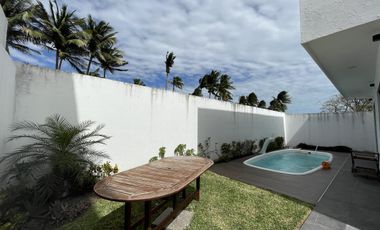 TAI TAI, Casa en VENTA y RENTA AMUEBLADA con alberca, roof garden, sala de TV y cuarto de servicio