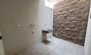 CASA EN VENTA EN RINCÓN DE LOS SUEÑOS EN EX HACIENDA CHAPULCO.