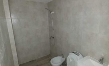 DPTO 2 AMBIENTES A ESTRENAR AL FRENTE - OPCIONAL COCHERA