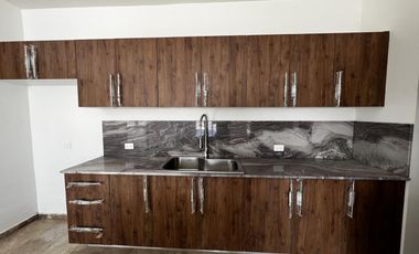 Casa en Venta en Mérida, Privada al Norte, con recámara en planta baja