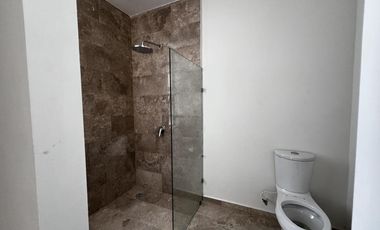 Casa en Venta en Mérida, Privada al Norte, con recámara en planta baja