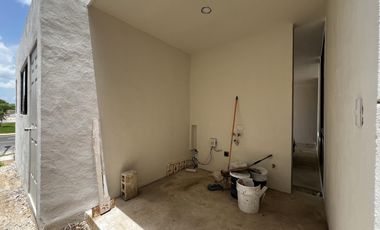 Casa en Venta en Mérida, Privada al Norte, con recámara en planta baja