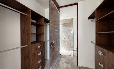 Casa en Venta en Mérida, Privada al Norte, con recámara en planta baja