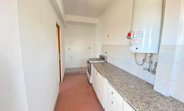 Venta Departamento 2 ambientes Florencio Varela Centro