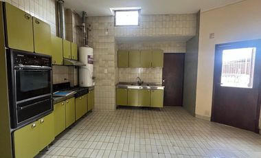 ALQUILER DE PISOS COMPLETOS DE OFICINAS