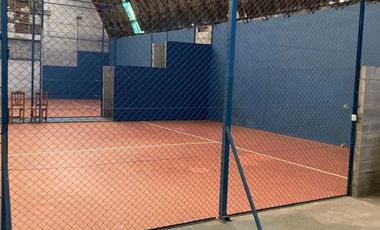 Gran Galpon, con baÃ±os y vestuarios