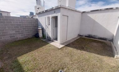 Alquiler casa 1 dormitorio Rene Favalor Sur