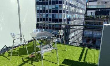 Gran Monoambiente en Plaza San Martin con vista panoramica