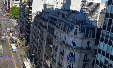 Gran Monoambiente en Plaza San Martin con vista panoramica