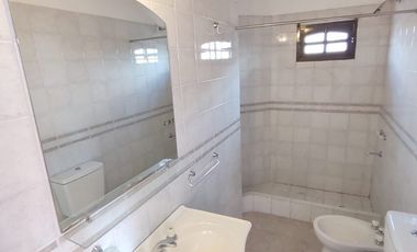 ALQUILER - PH 3 AMBIENTES - CASEROS NORTE  -