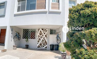 CASA EN VENTA EN FRACCIONAMIENTO CUMBRES RESIDENCIAL, ZONA CHOLULA-HUEJOTZINGO, PUEBLA.