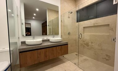 Casa en venta con vista al lago en Mérida Yucatán Country Club | Casa Acqua |