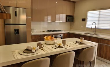 Casa - Residencial Santuario